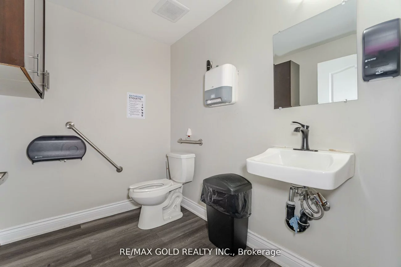 2074, Steeles, Southgate, Brampton