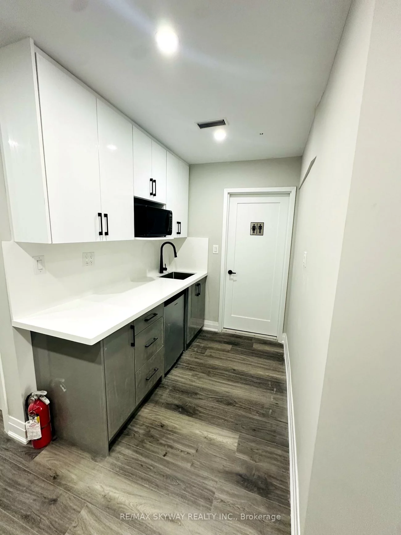 2565, Steeles, Steeles Industrial, Brampton