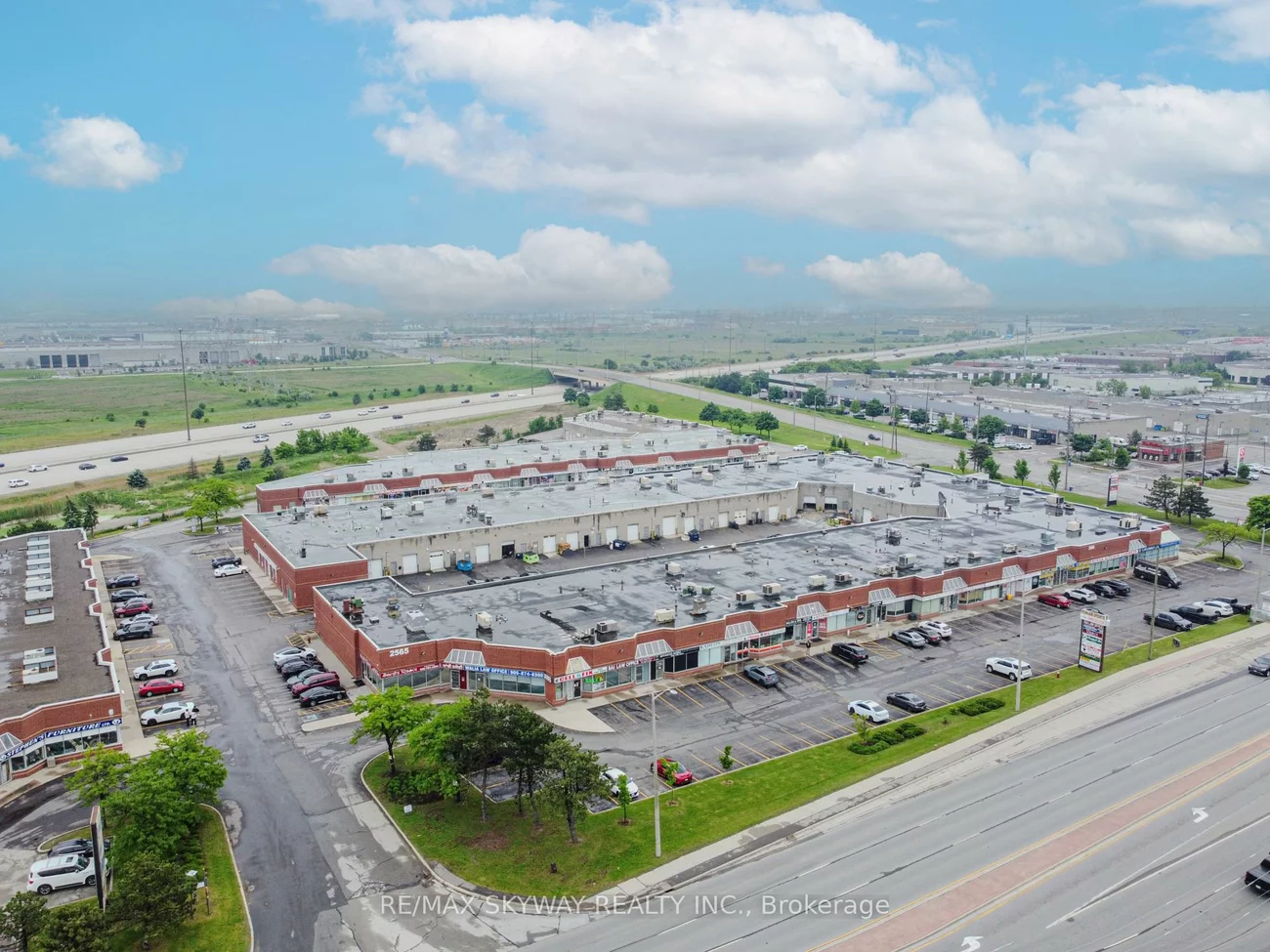 2565, Steeles, Steeles Industrial, Brampton