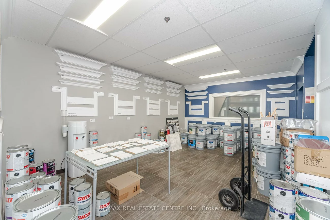 2074, Steeles, Southgate, Brampton