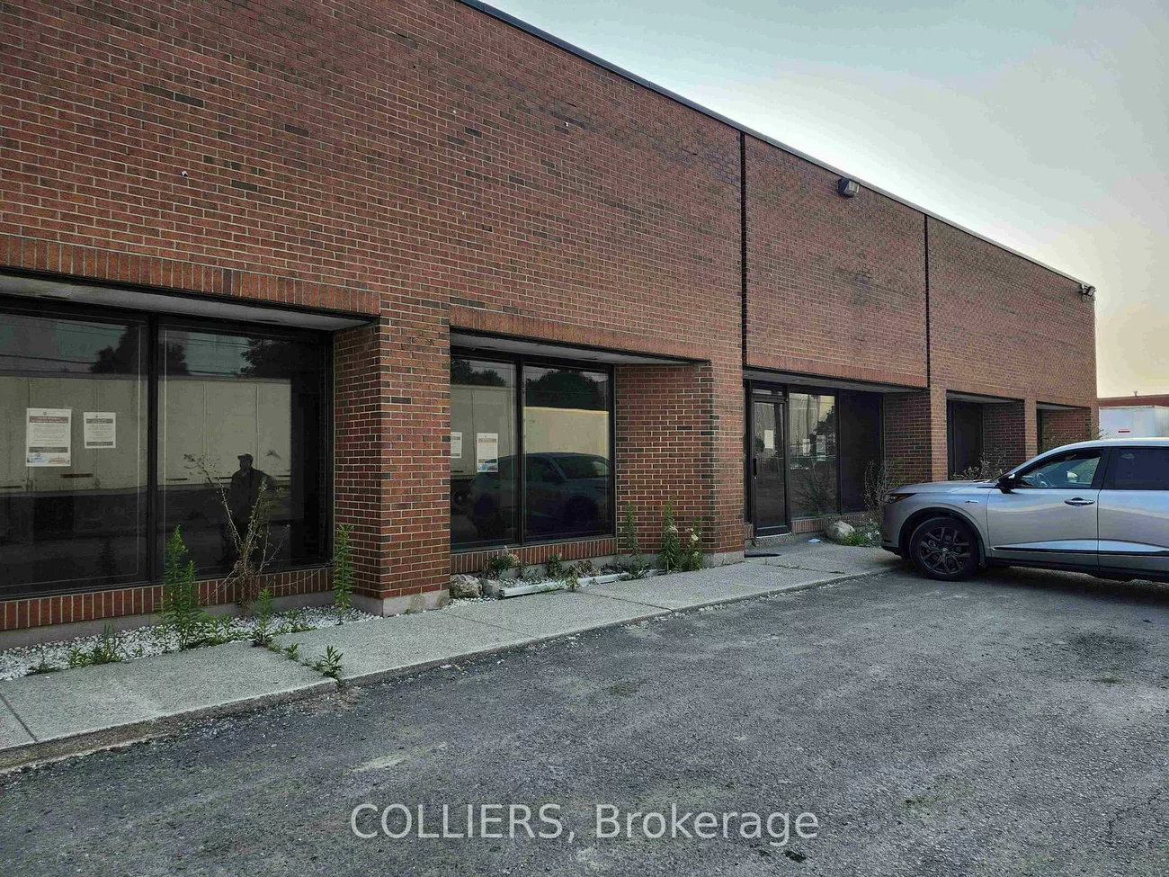 40, West, Bramalea West Industrial, Brampton