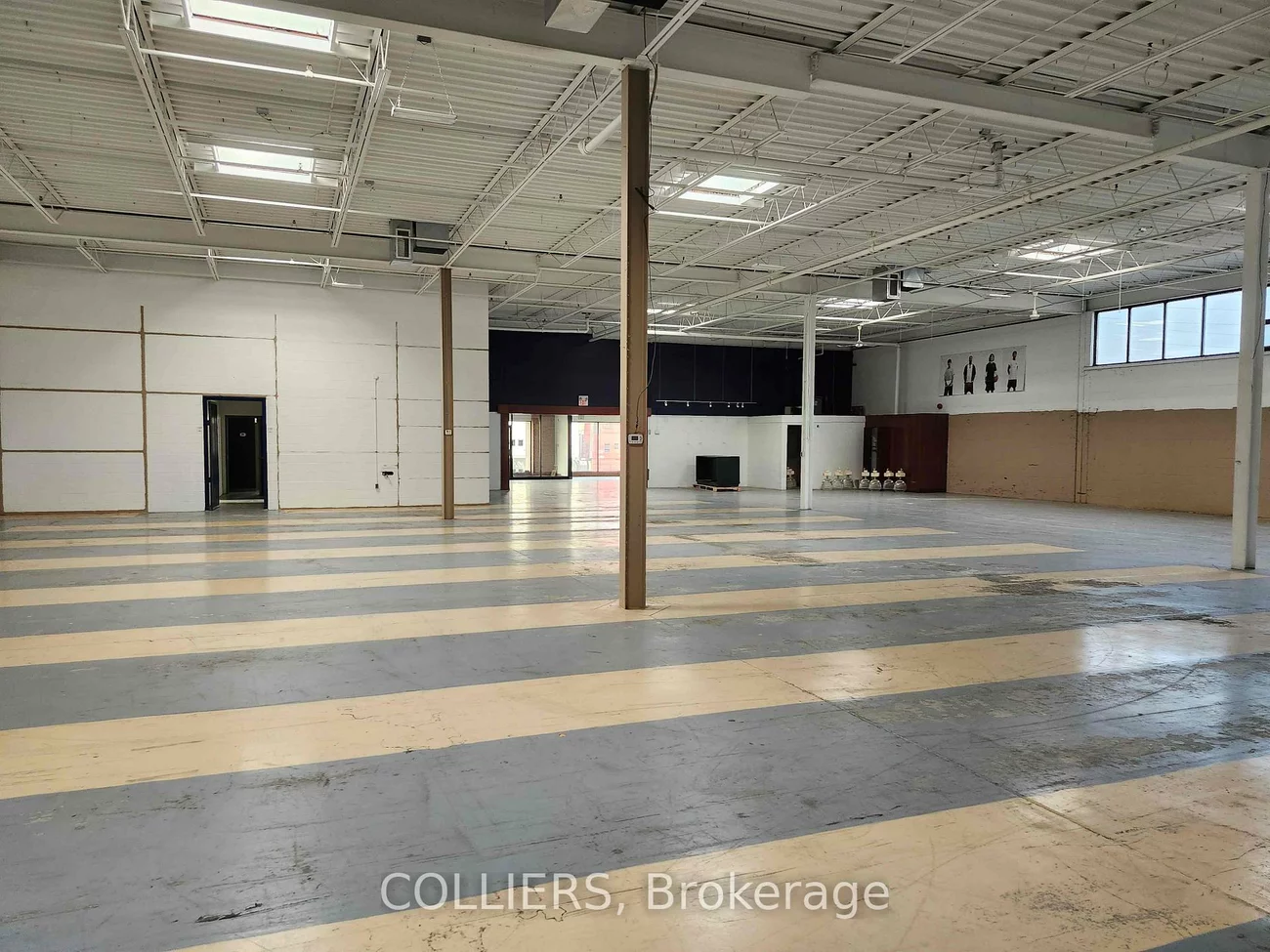 40, West, Bramalea West Industrial, Brampton