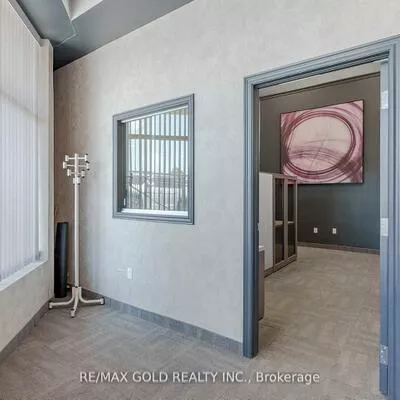351, Parkhurst, Parkway Belt Industrial Area, Brampton