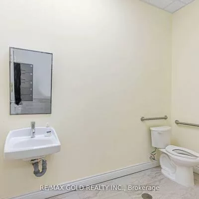 2710, North Park, Bramalea North Industrial, Brampton