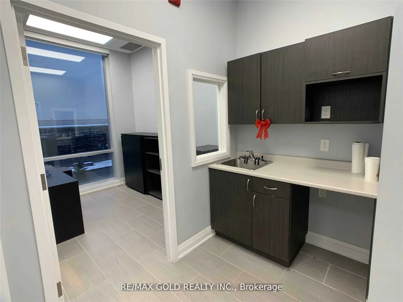 20, Maritime Ontario, Airport Road/ Highway 7 Business Centre, Brampton