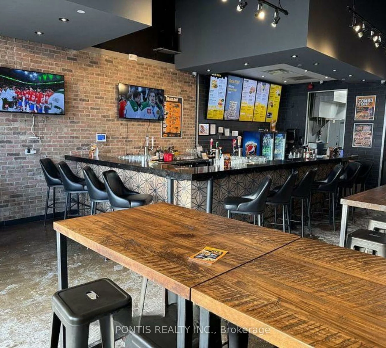 148, West, Queen Street Corridor, Brampton