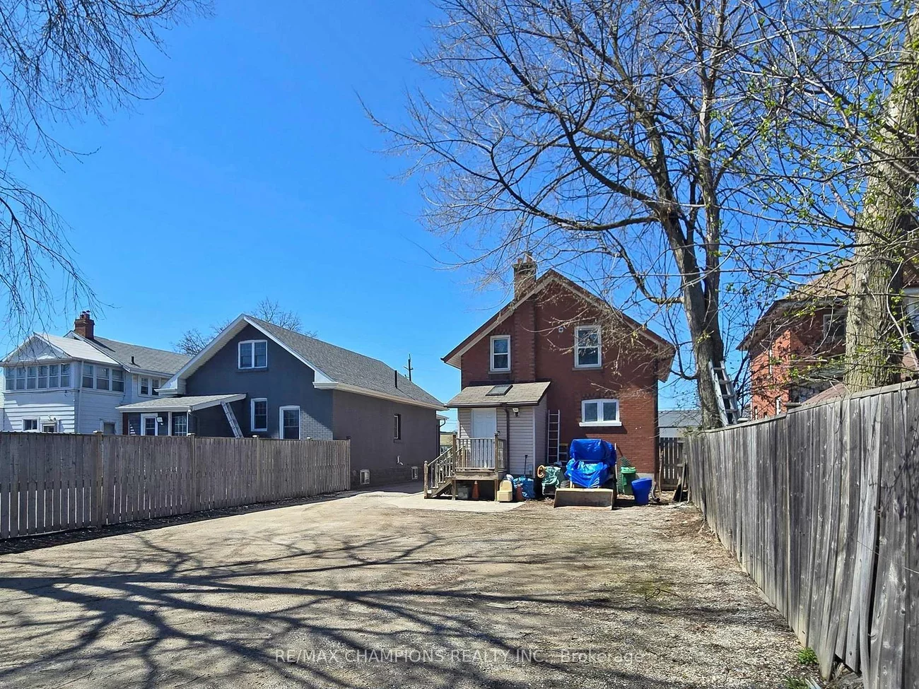 219, Queen, Downtown Brampton, Brampton