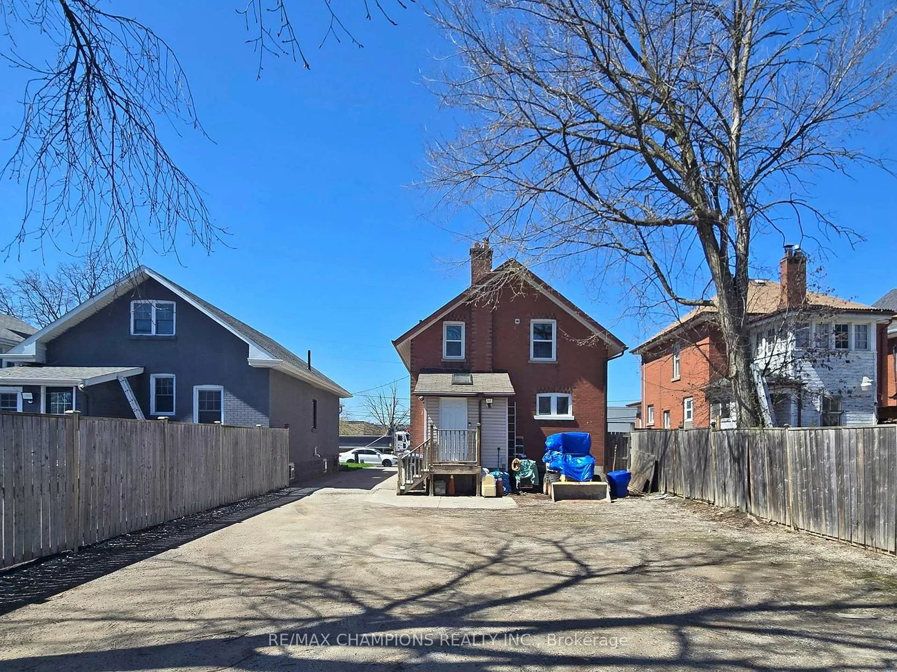 219, Queen, Downtown Brampton, Brampton