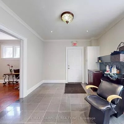 219, Queen, Downtown Brampton, Brampton