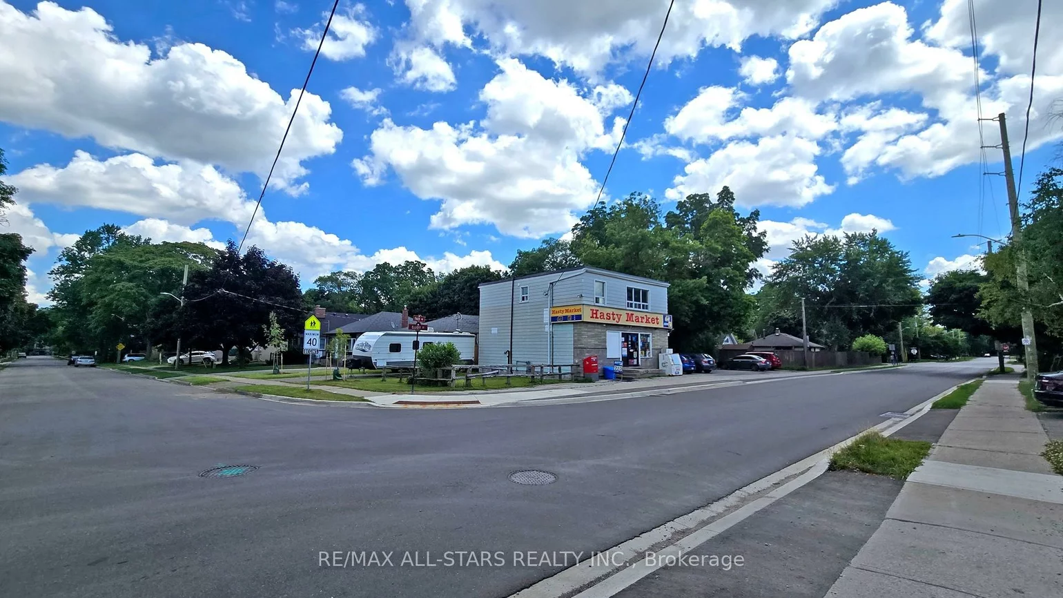 88, Elliott, Downtown Brampton, Brampton