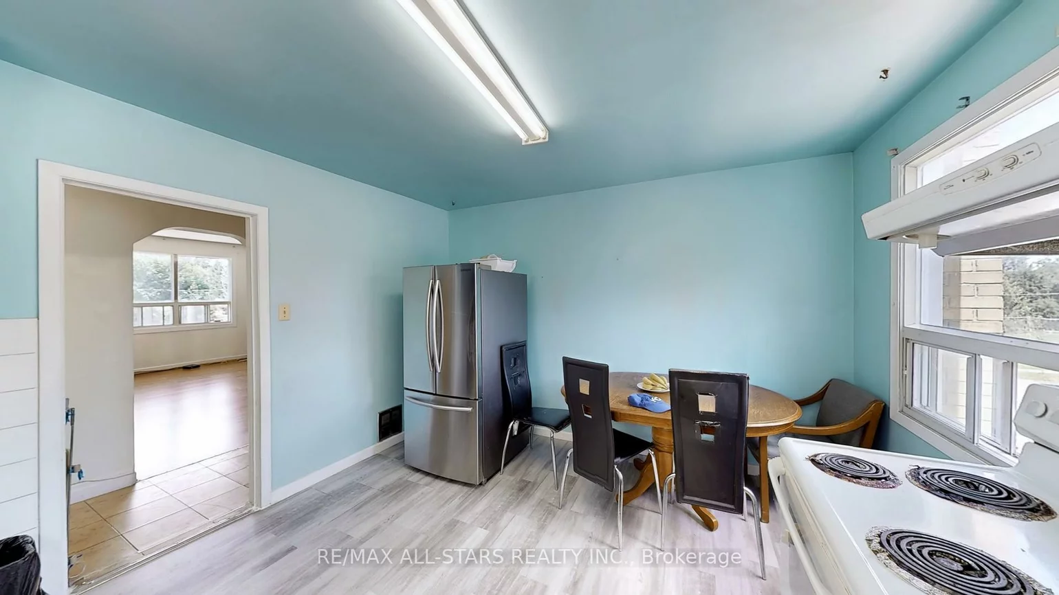 88, Elliott, Downtown Brampton, Brampton