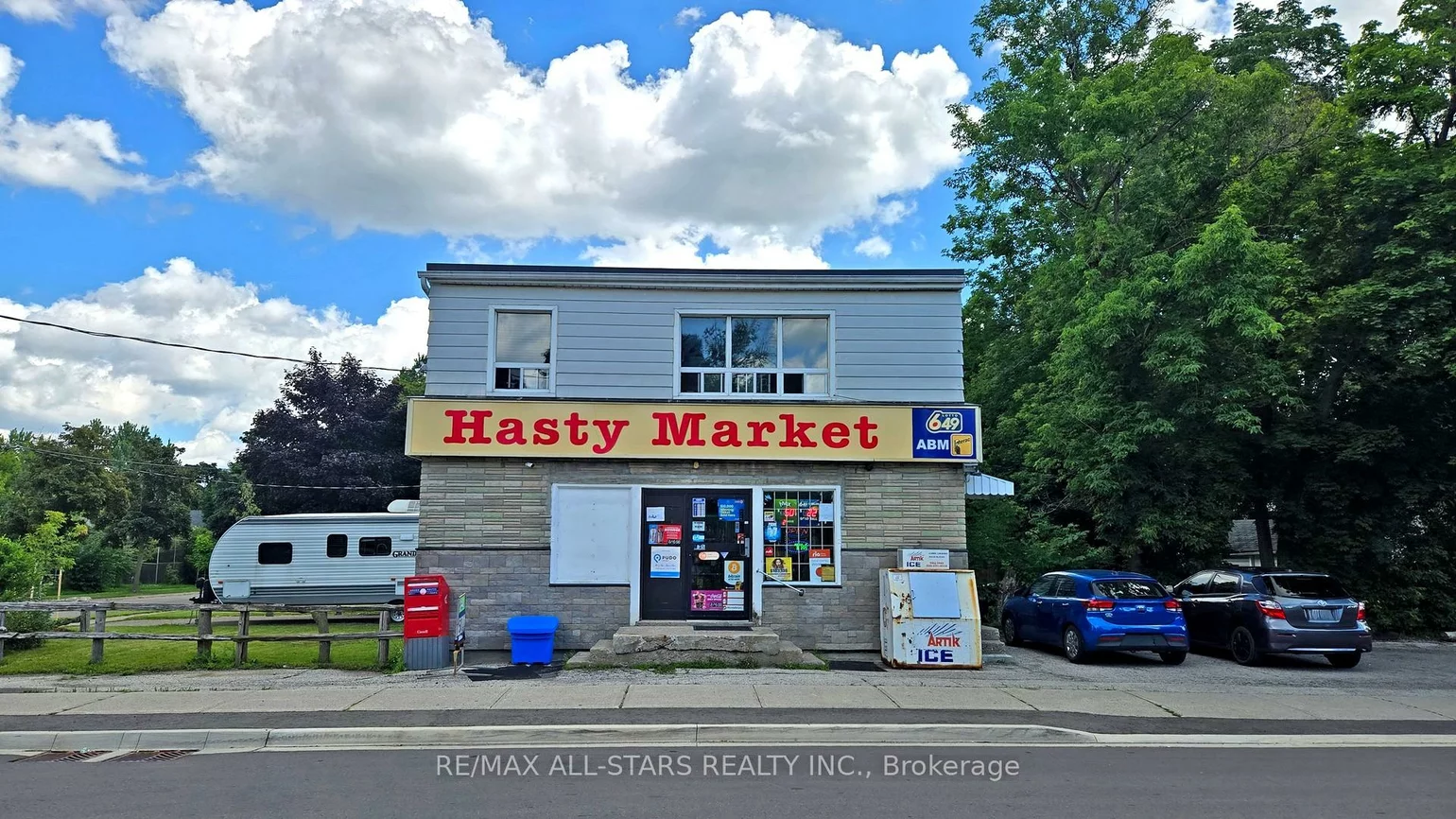 88, Elliott, Downtown Brampton, Brampton