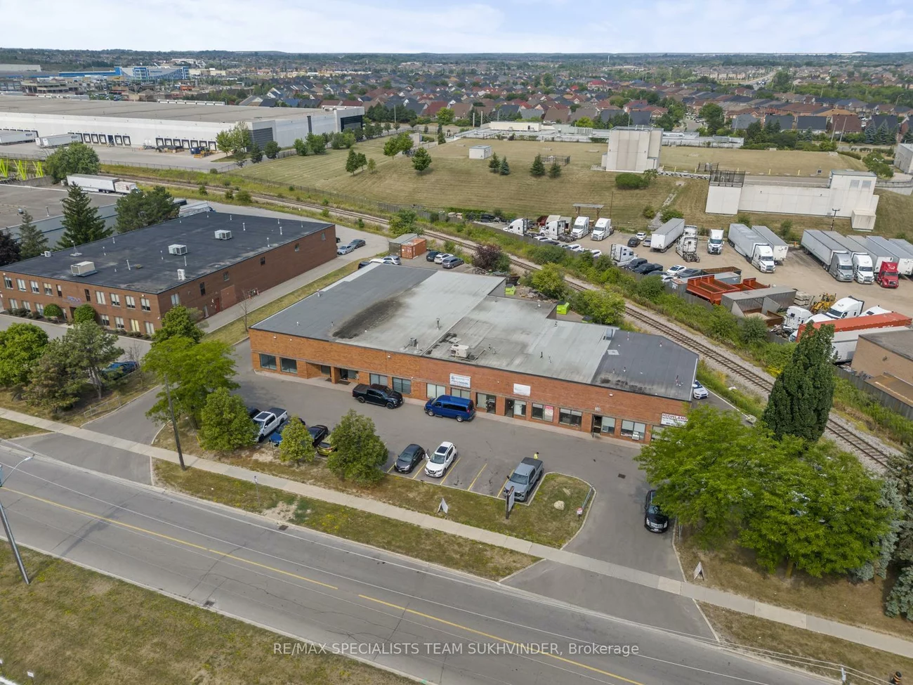 38, Automatic, Gore Industrial North, Brampton