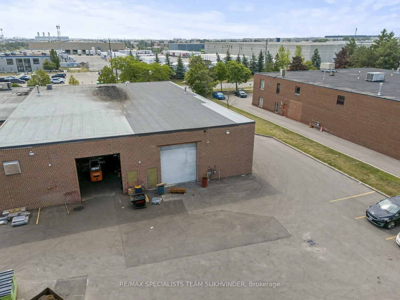 38, Automatic, Gore Industrial North, Brampton