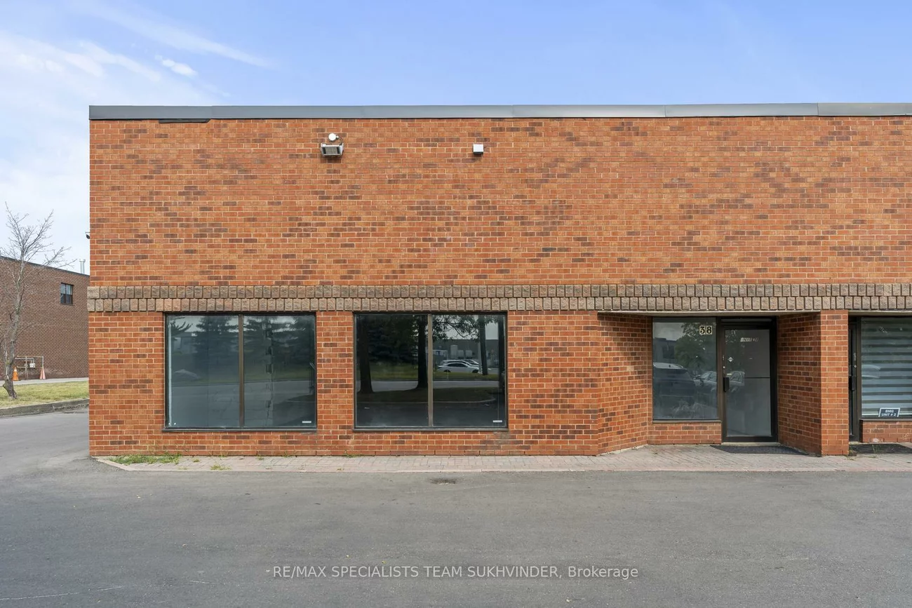 38, Automatic, Gore Industrial North, Brampton