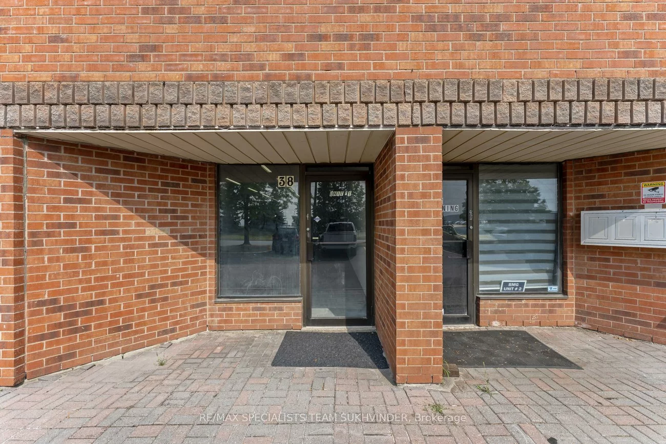 38, Automatic, Gore Industrial North, Brampton