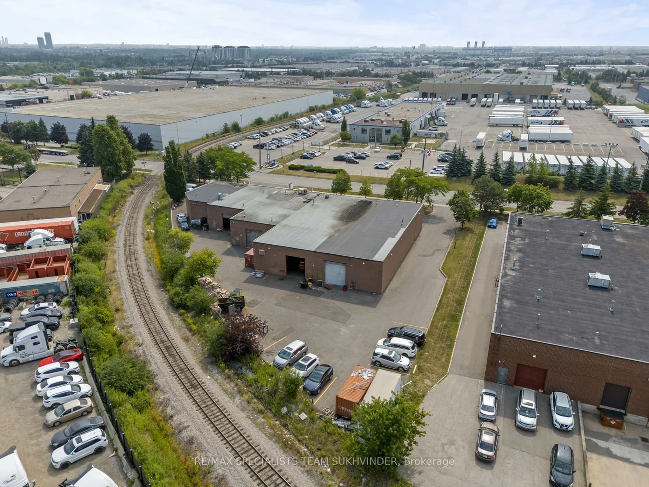 38, Automatic, Gore Industrial North, Brampton