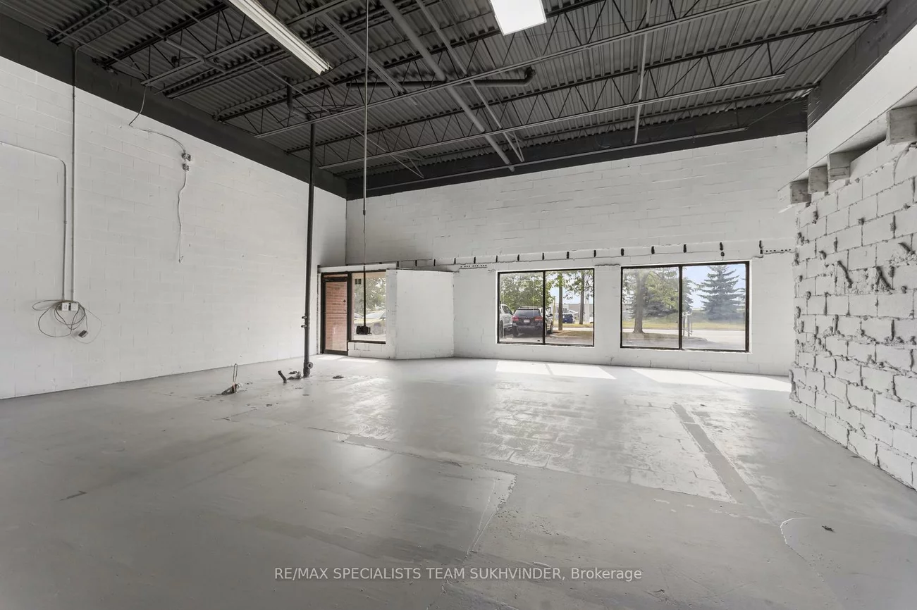 38, Automatic, Gore Industrial North, Brampton