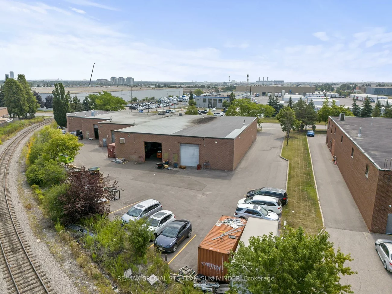 38, Automatic, Gore Industrial North, Brampton