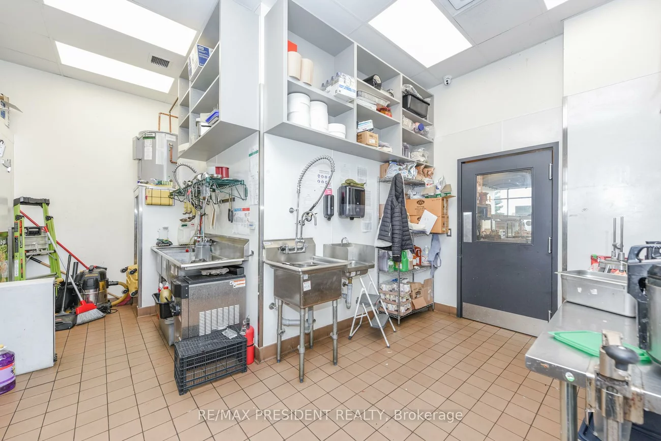 10048, Mclaughlin, Fletcher's Meadow, Brampton