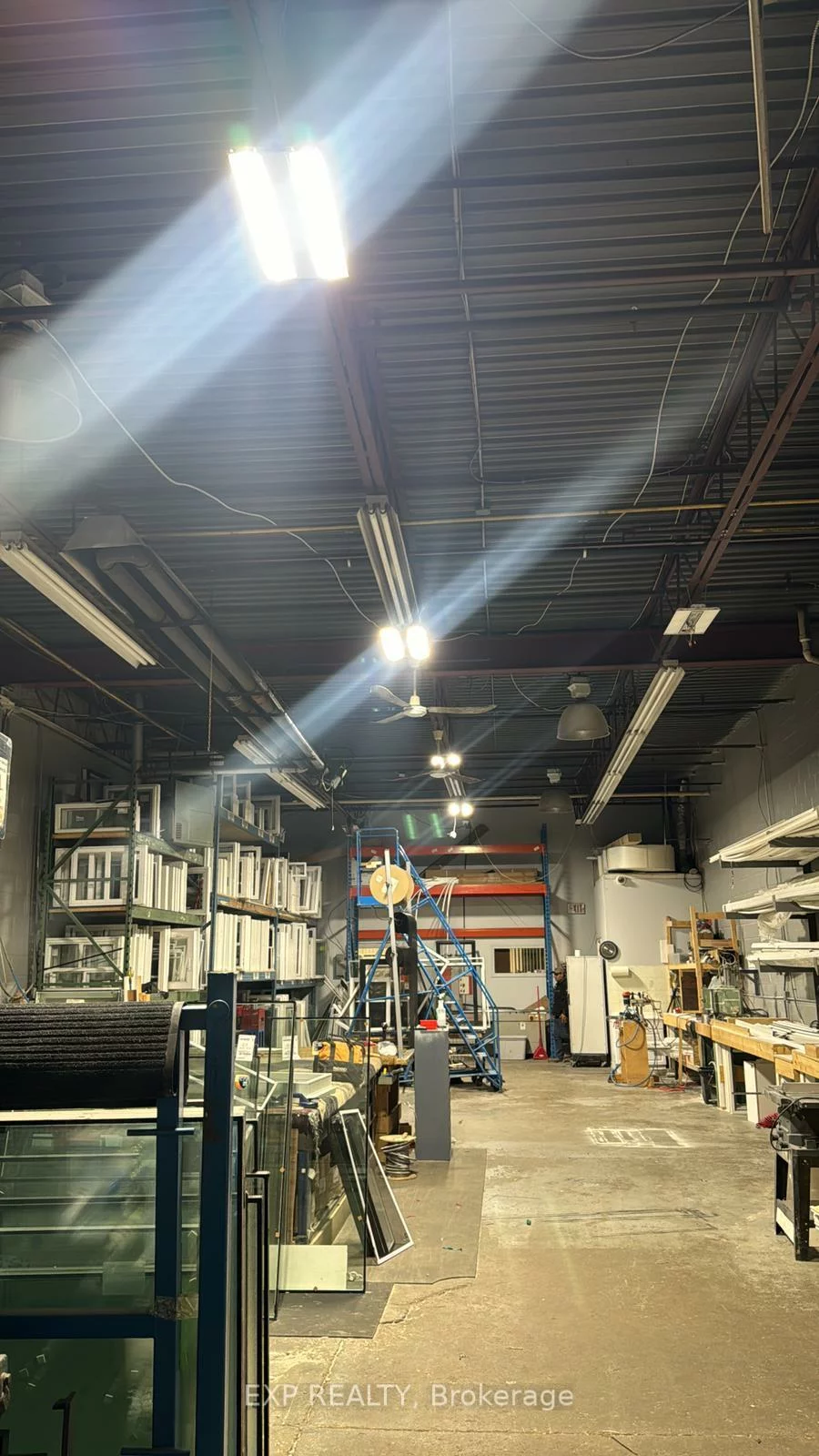 266, Rutherford, Brampton East Industrial, Brampton