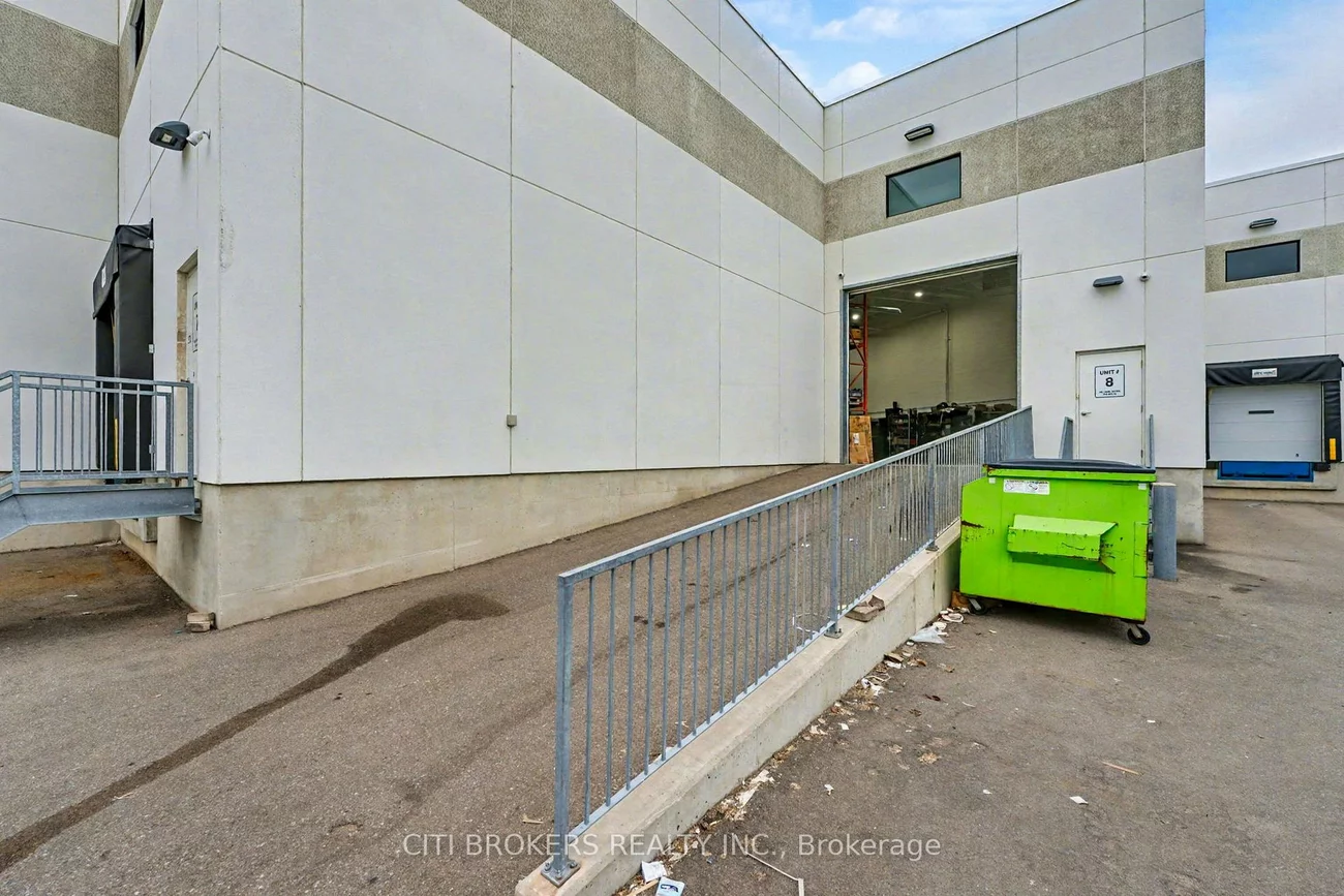 20, Lightbeam, Bram West, Brampton