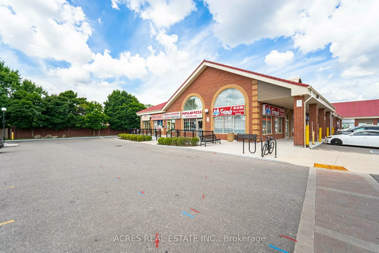 860, North Park, Westgate, Brampton