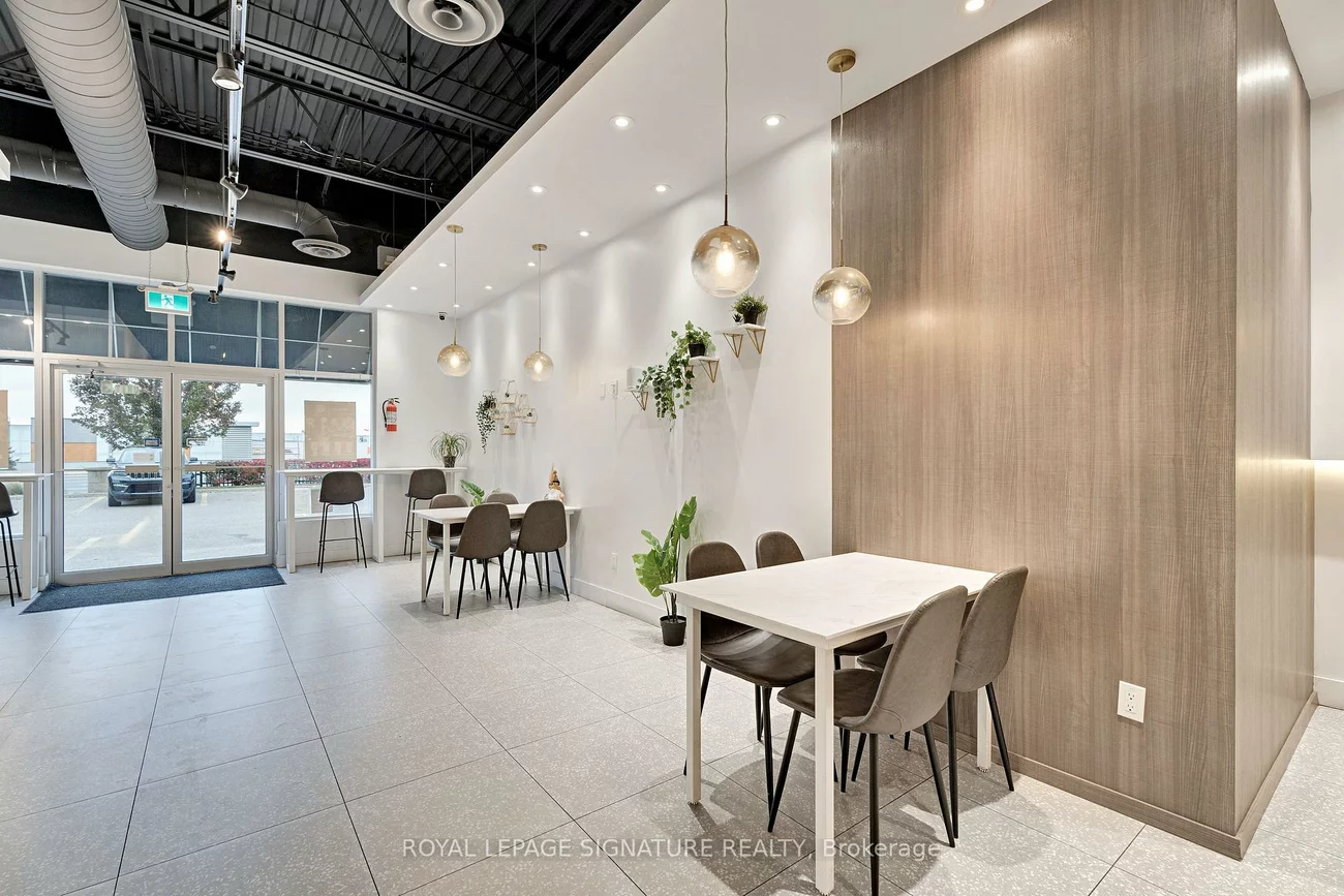 10025, Hurontario, Heart Lake West, Brampton