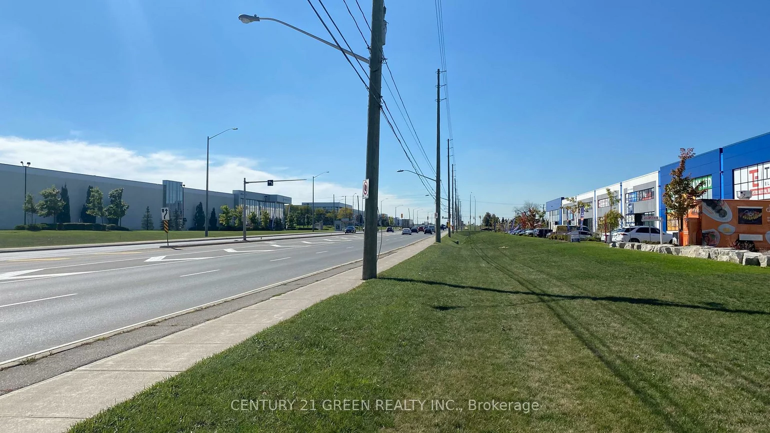 10, Lightbeam, Bram West, Brampton