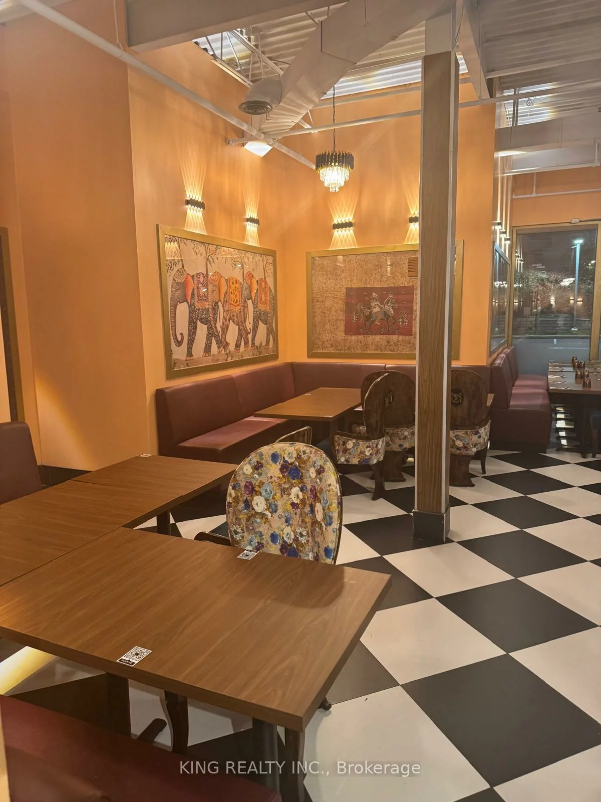 2, County Crt, Brampton South, Brampton