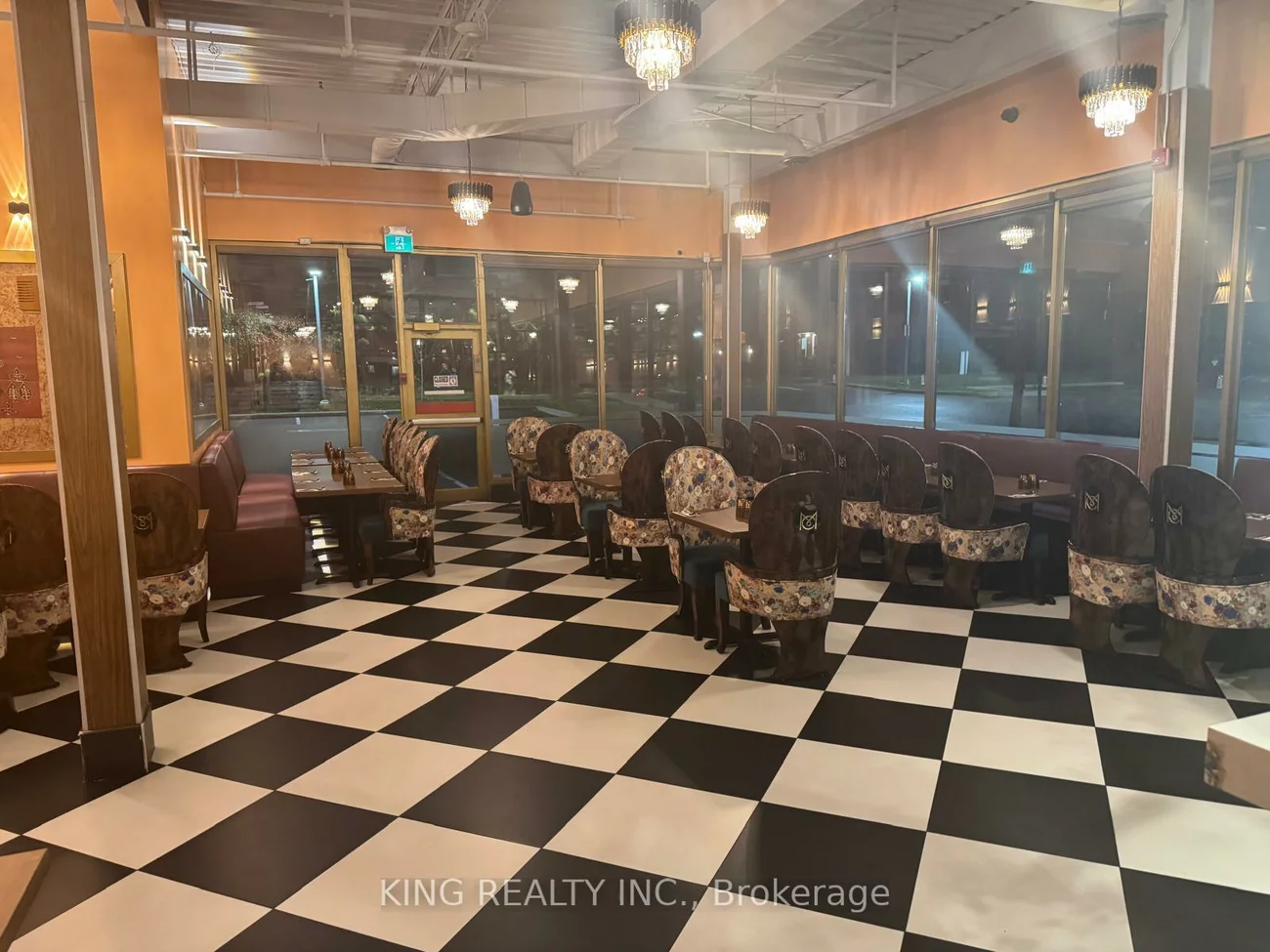 2, County Crt, Brampton South, Brampton