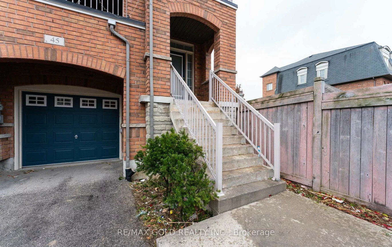 45, Seachart, Brampton East, Brampton