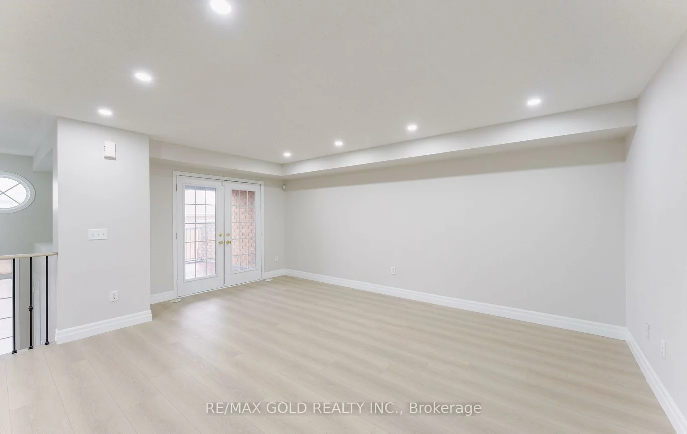 45, Seachart, Brampton East, Brampton