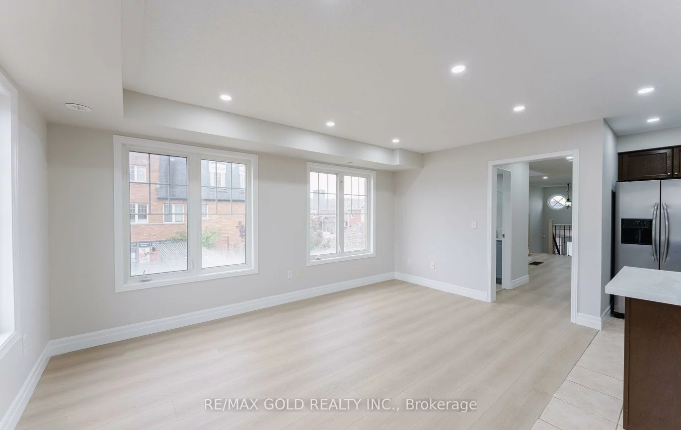 45, Seachart, Brampton East, Brampton