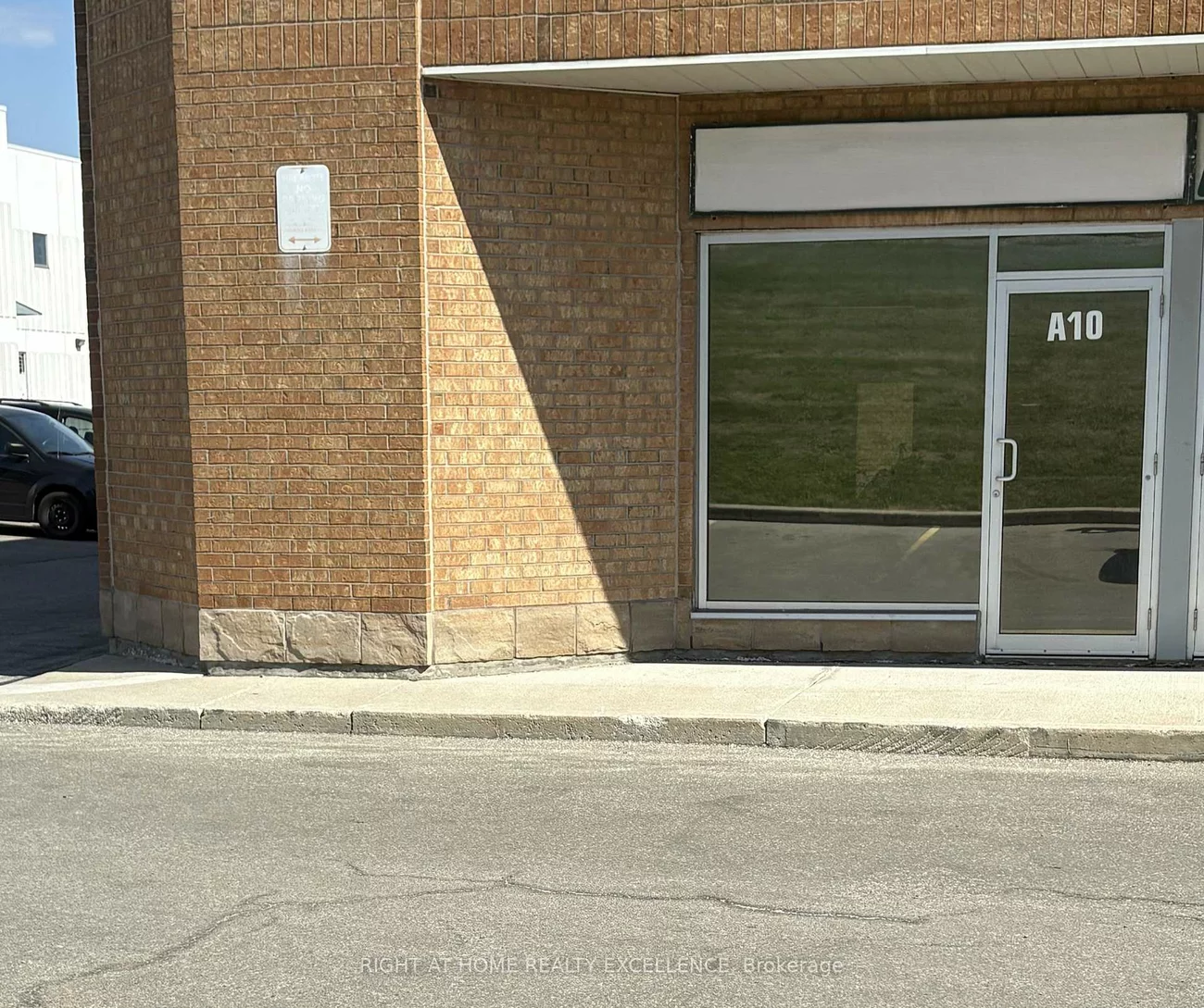 8, Automatic, Gore Industrial North, Brampton