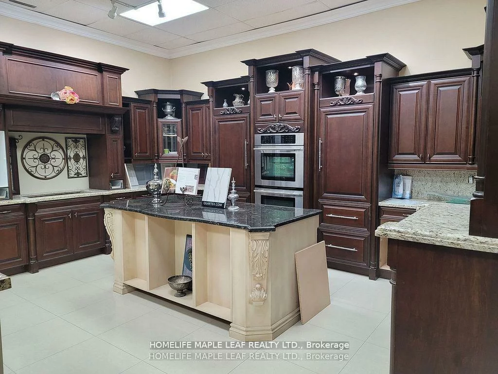 8, Strathern, Steeles Industrial, Brampton