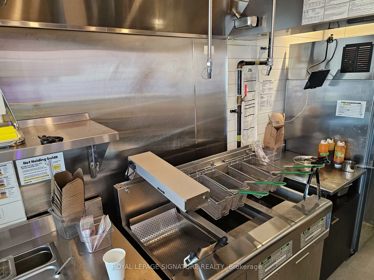 9055, Airport, Airport Road/ Highway 7 Business Centre, Brampton