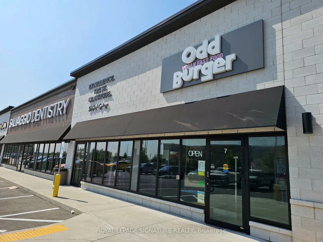 9055, Airport, Airport Road/ Highway 7 Business Centre, Brampton