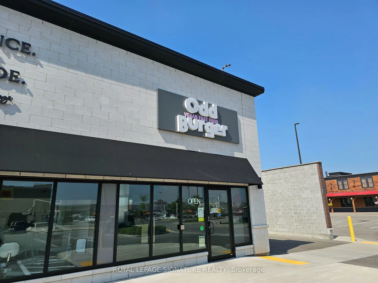 9055, Airport, Airport Road/ Highway 7 Business Centre, Brampton