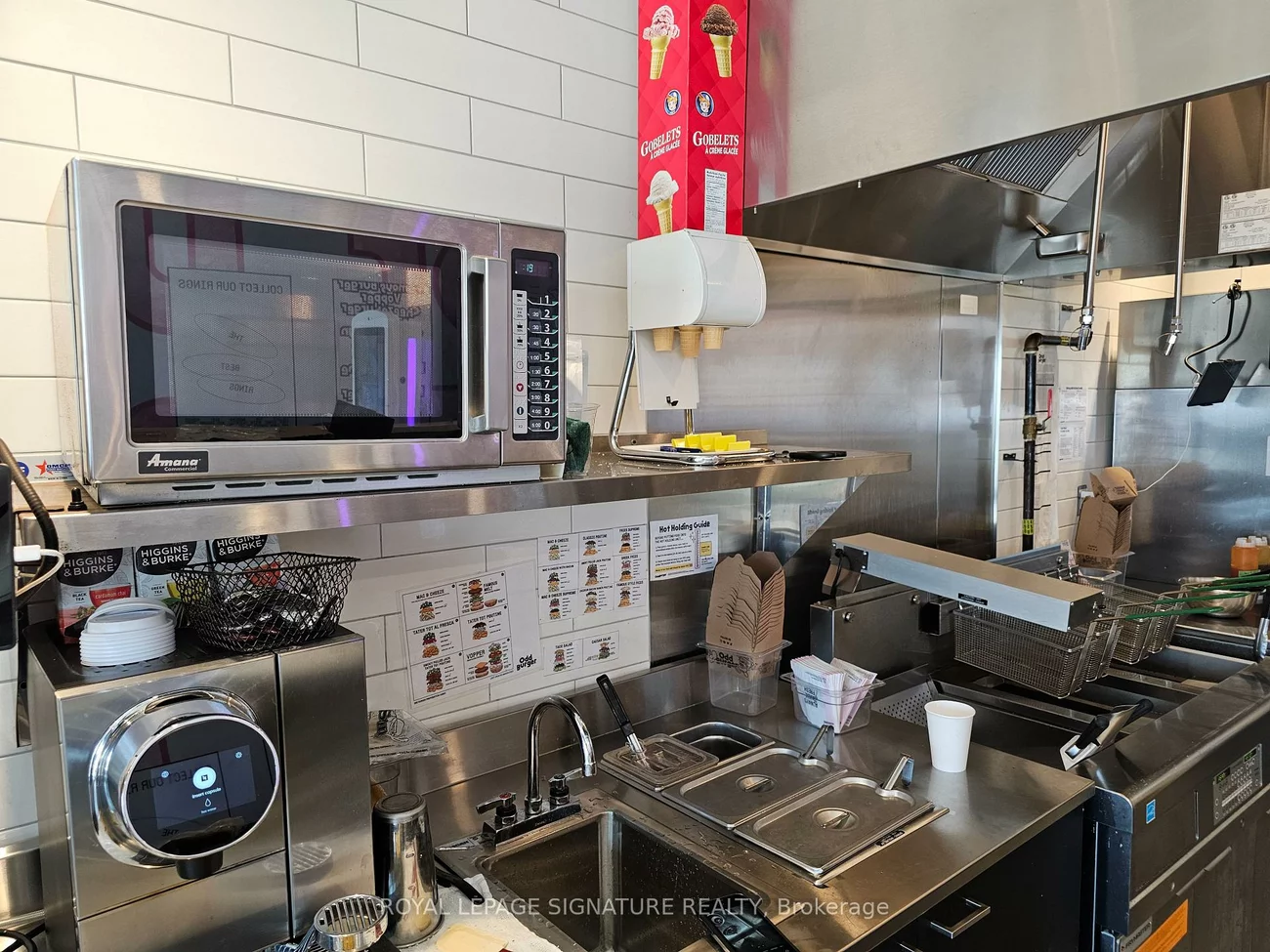 9055, Airport, Airport Road/ Highway 7 Business Centre, Brampton