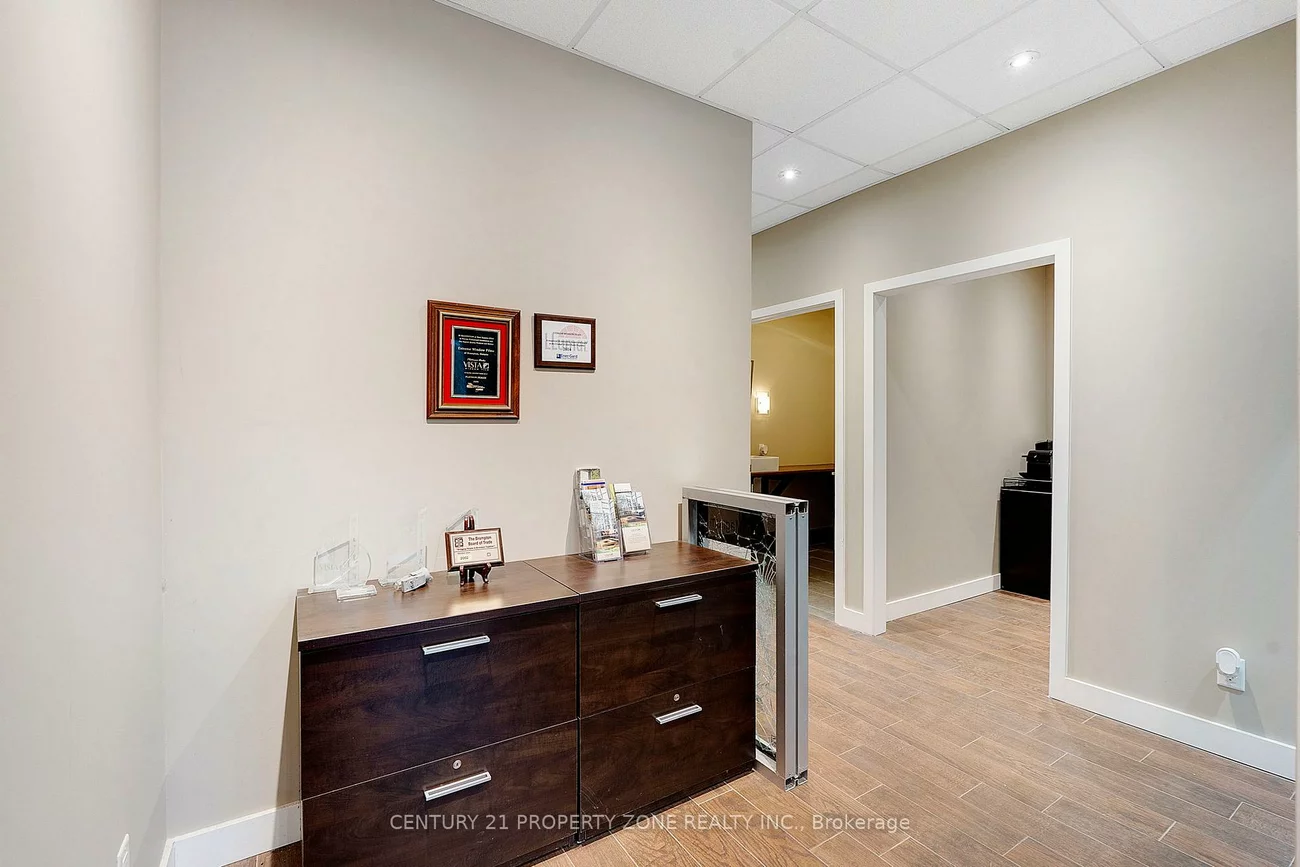 8, Automatic, Gore Industrial North, Brampton