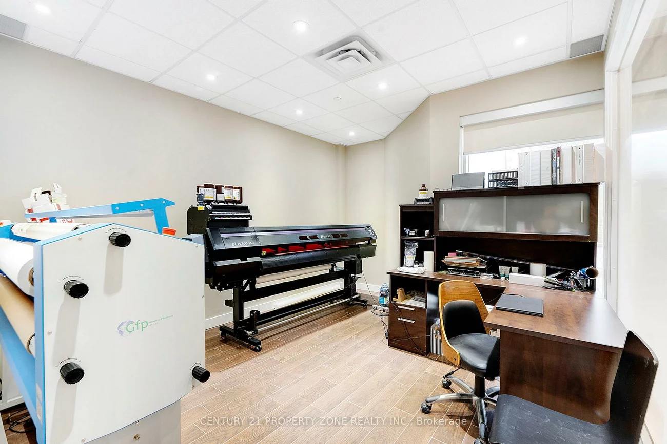 8, Automatic, Gore Industrial North, Brampton