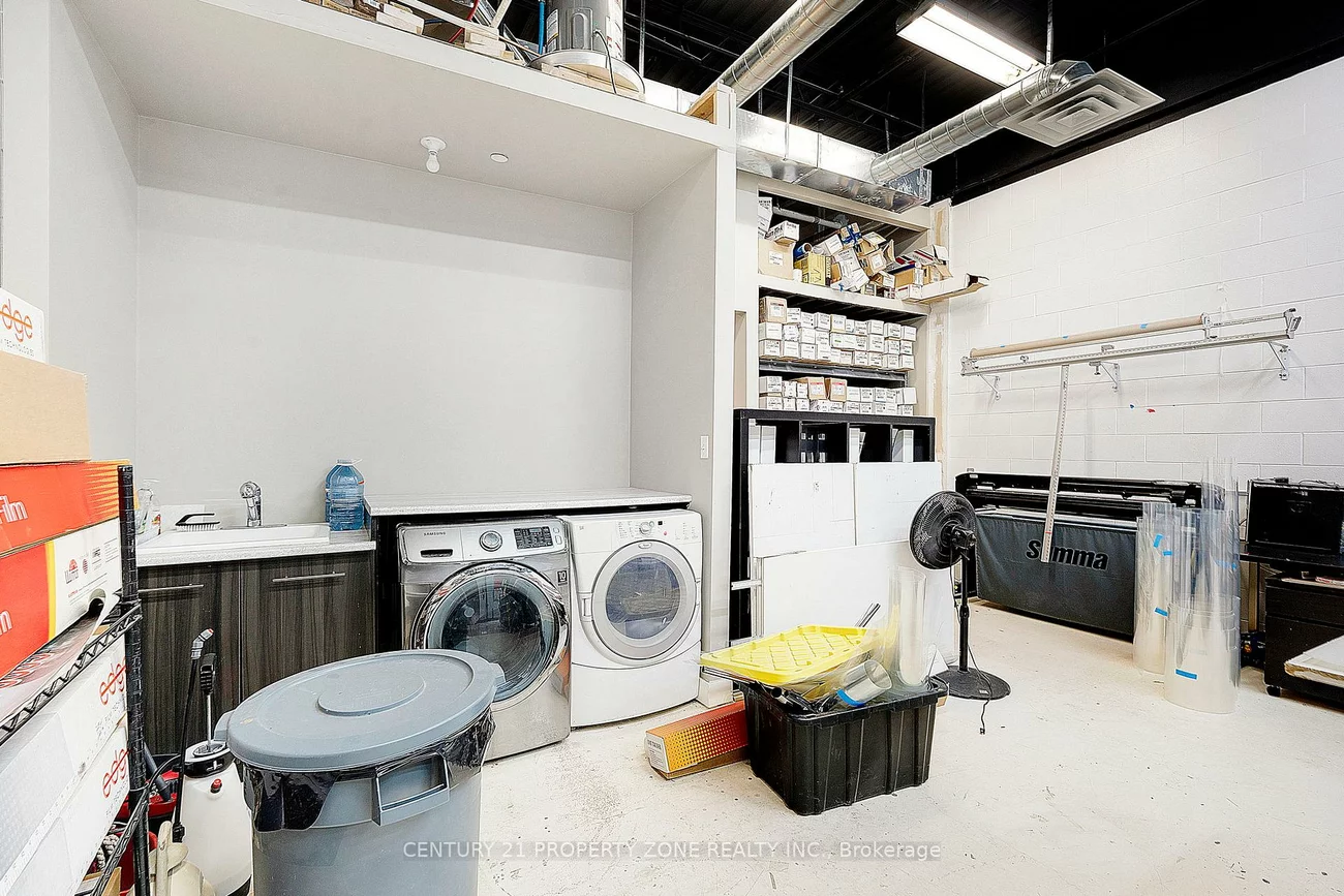 8, Automatic, Gore Industrial North, Brampton