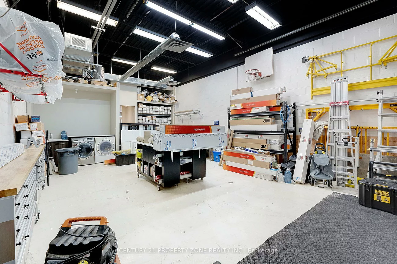 8, Automatic, Gore Industrial North, Brampton