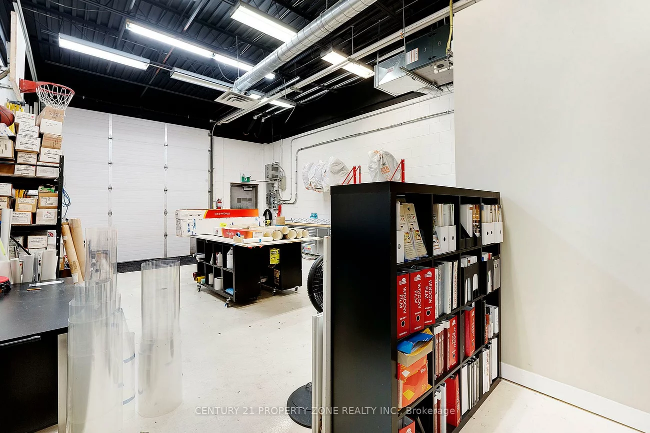 8, Automatic, Gore Industrial North, Brampton