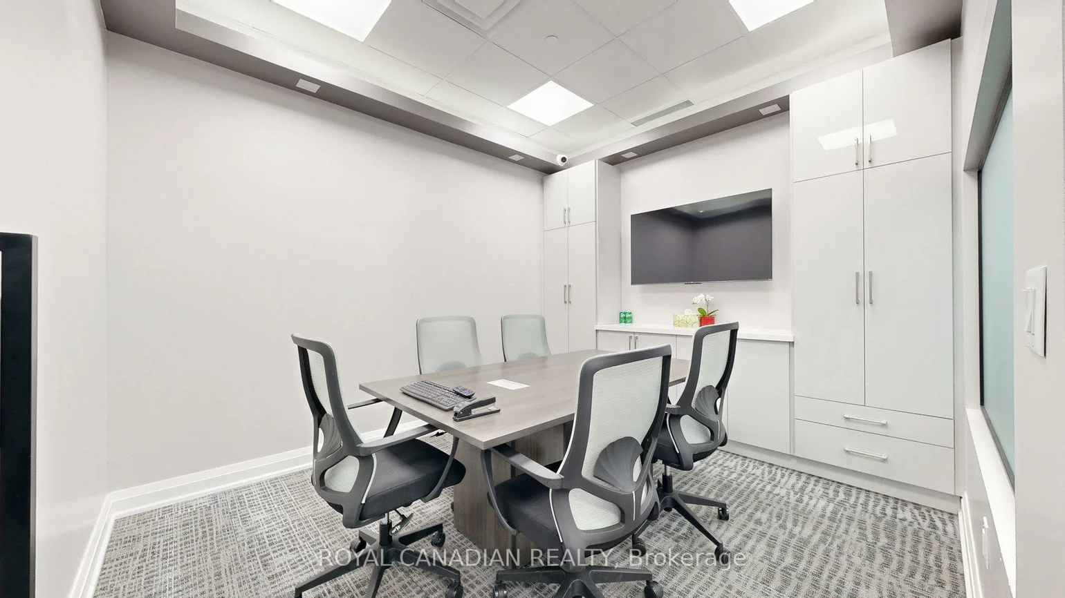 6475, Mayfield, Vales of Castlemore North, Brampton