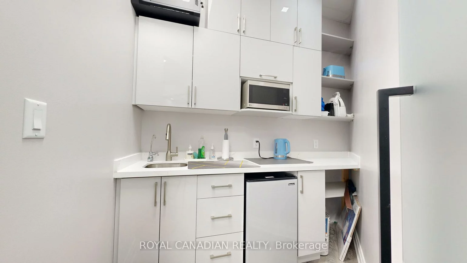 6475, Mayfield, Vales of Castlemore North, Brampton