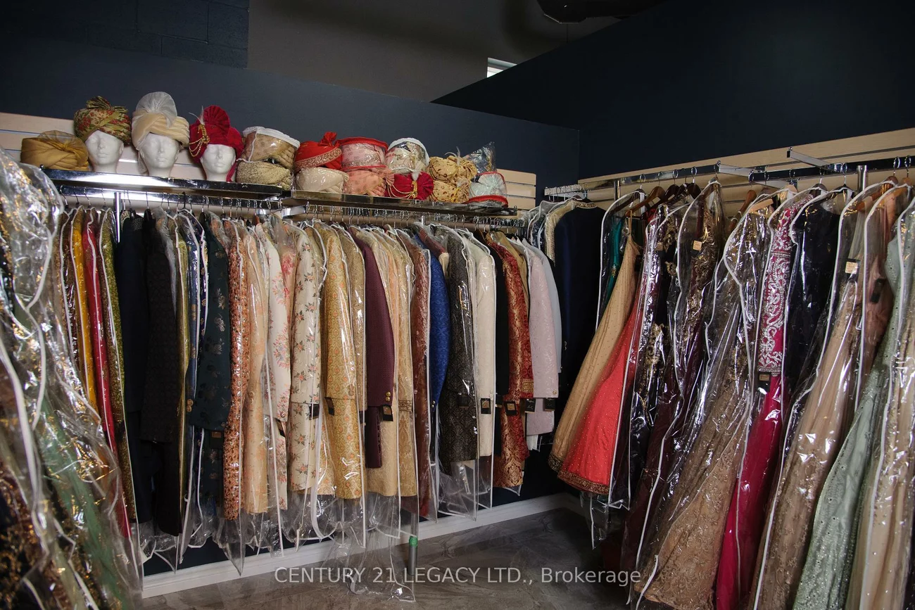 30, Maritime Ontario, Airport Road/ Highway 7 Business Centre, Brampton