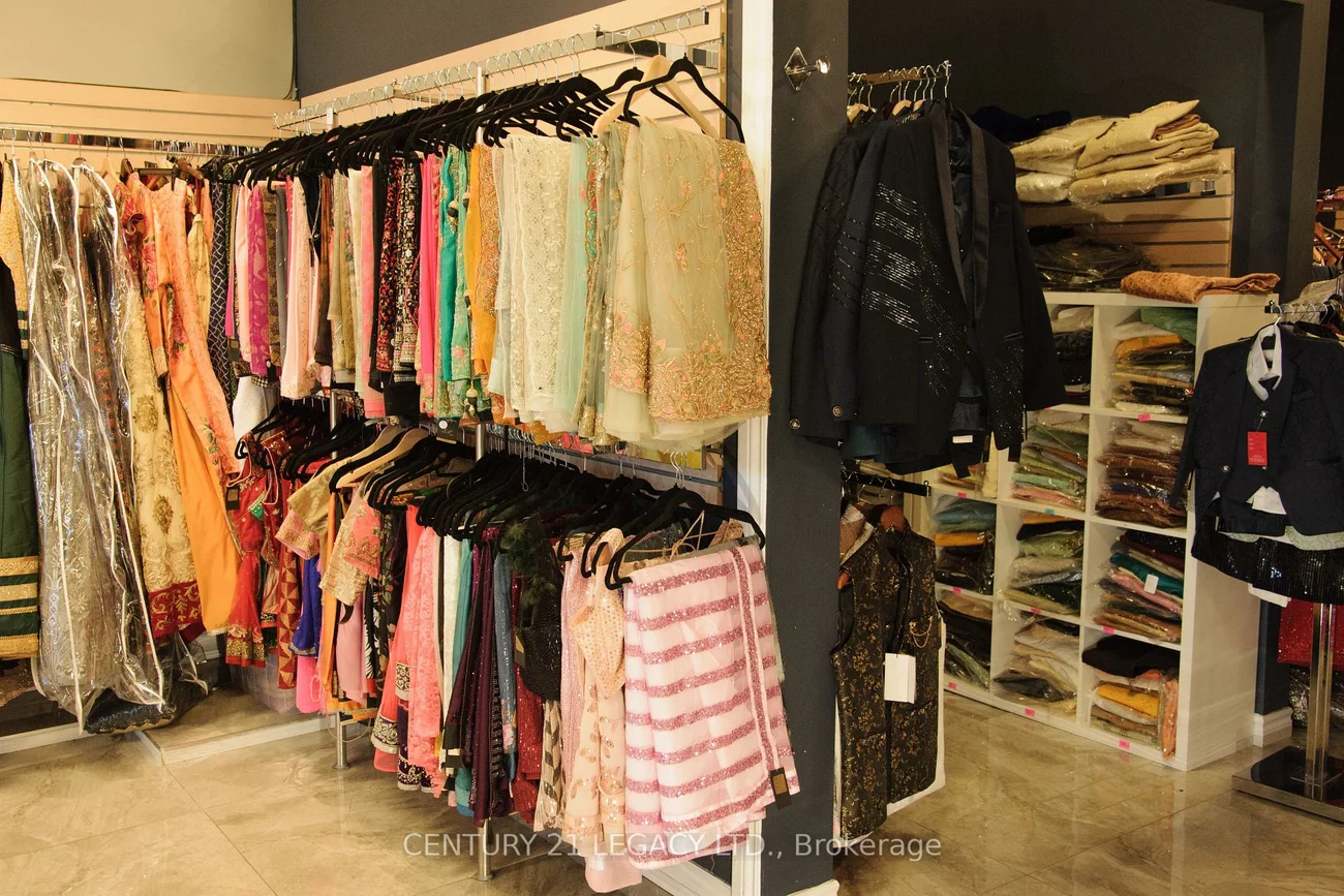 30, Maritime Ontario, Airport Road/ Highway 7 Business Centre, Brampton