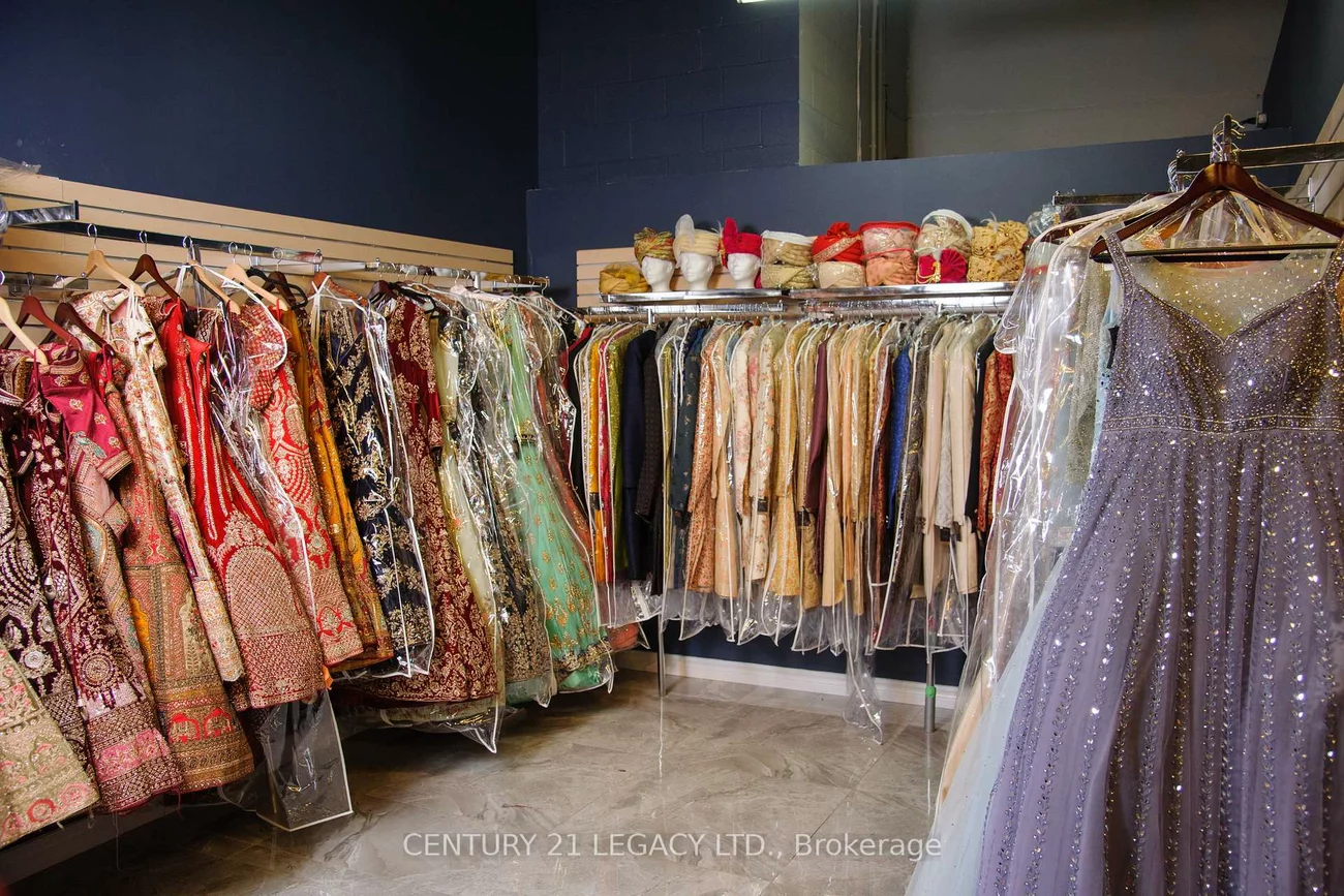 30, Maritime Ontario, Airport Road/ Highway 7 Business Centre, Brampton